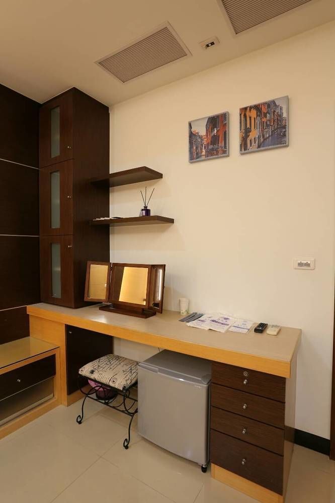 Eureka Fucheng Pensión Tainan Exterior foto
